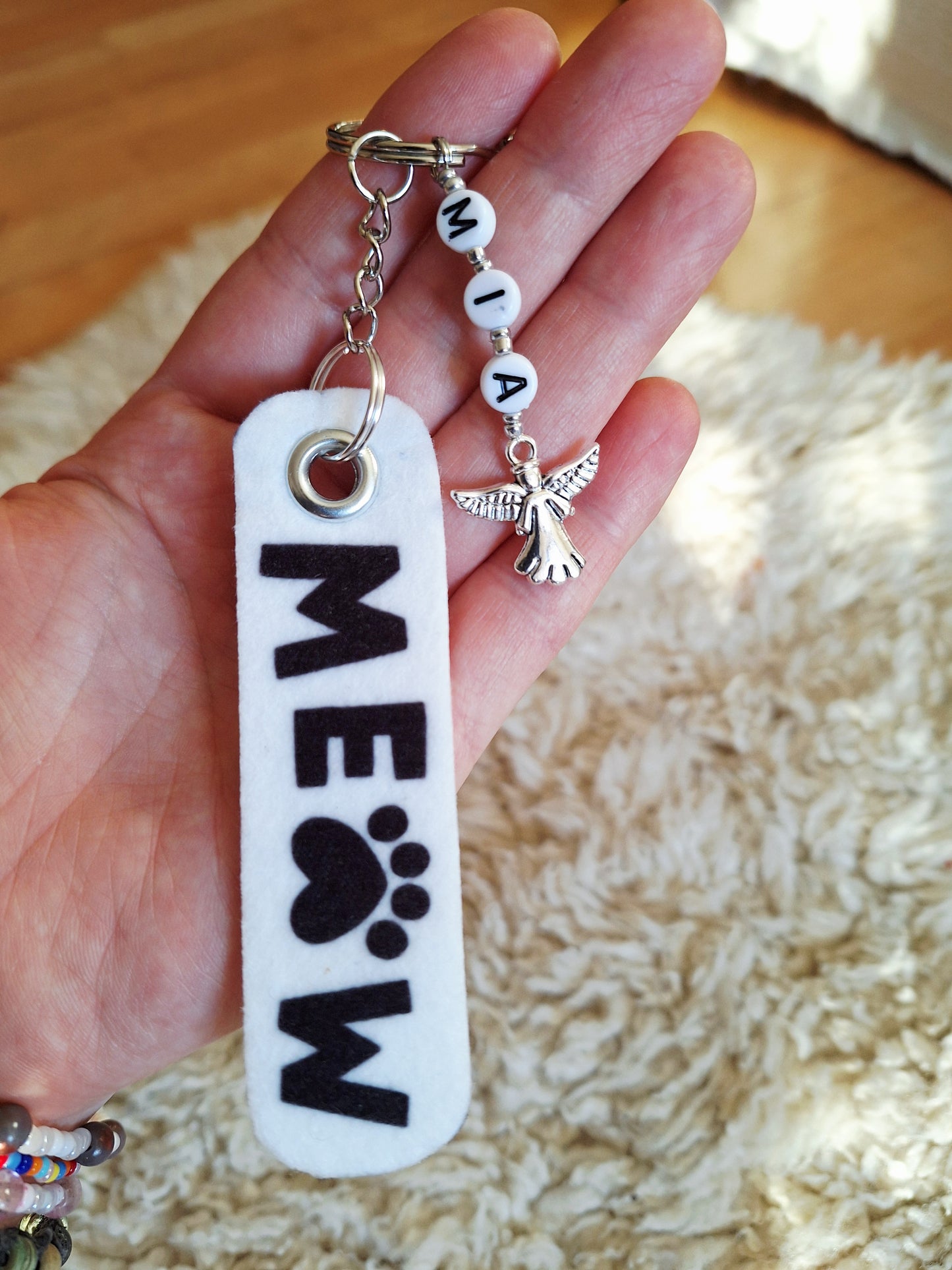 Hang-Tag Katzen Schlüsselanhänger aus Filz mit Spruch, personalisierbar